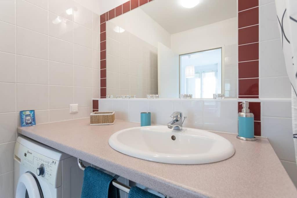 Bright Apartment In Hip & High Quality Neighborhood เวียนนา ภายนอก รูปภาพ